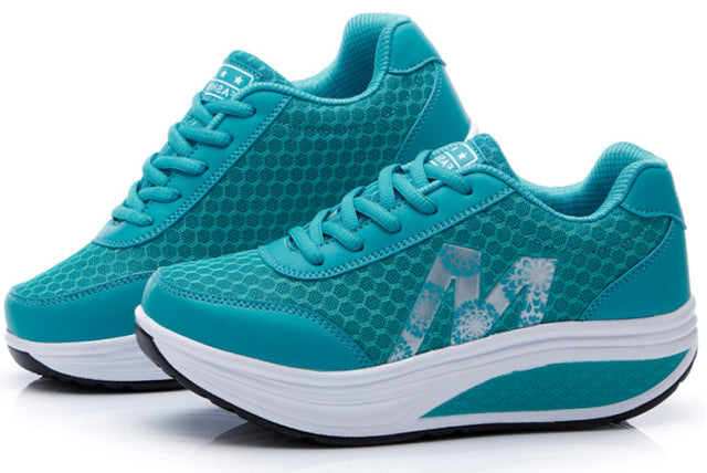 Breathable Mesh Sports Shoes